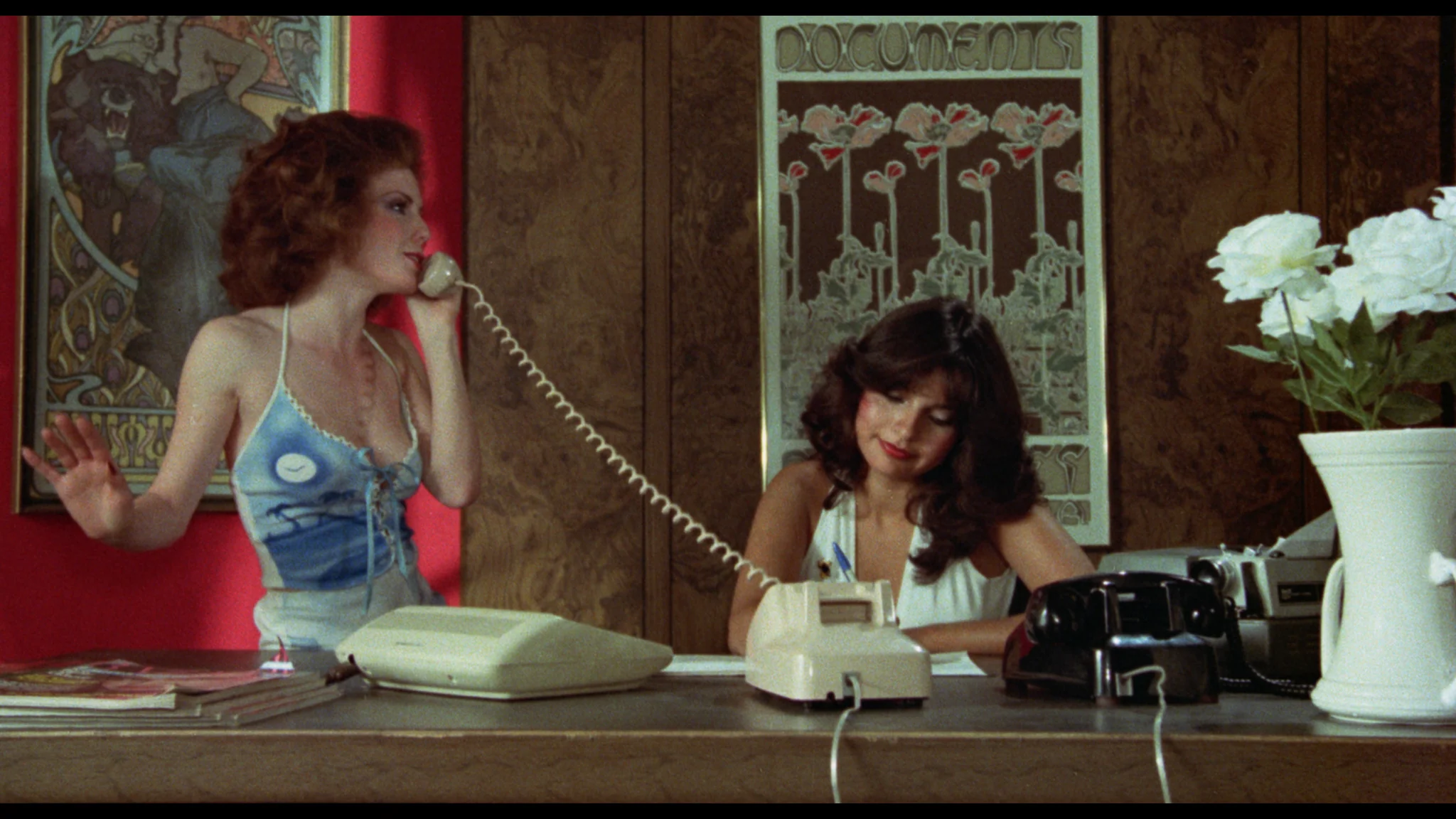 Centerspread Girls - Image 5