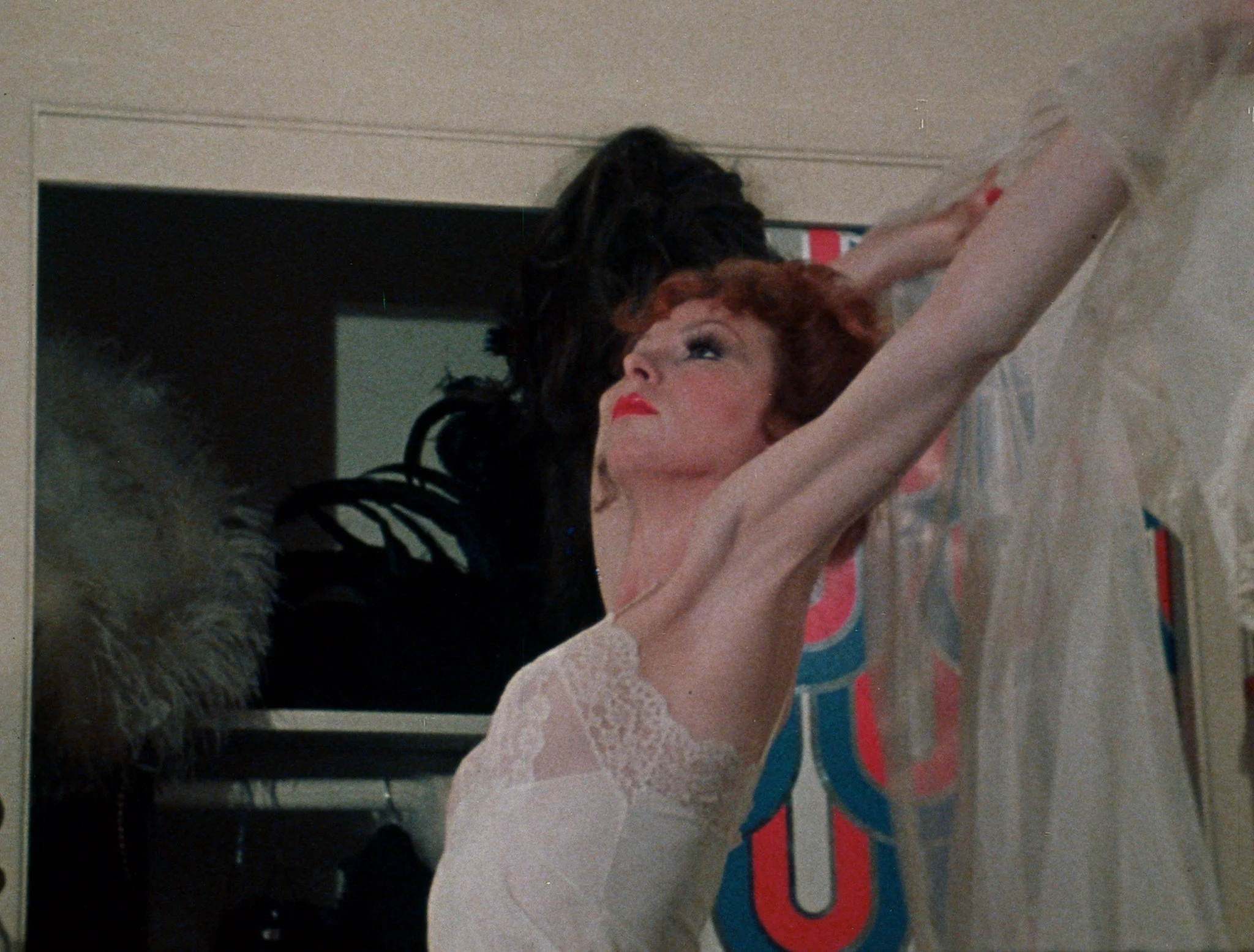 Red Heat / Hot Vampire / Peeping Tom - Image 8