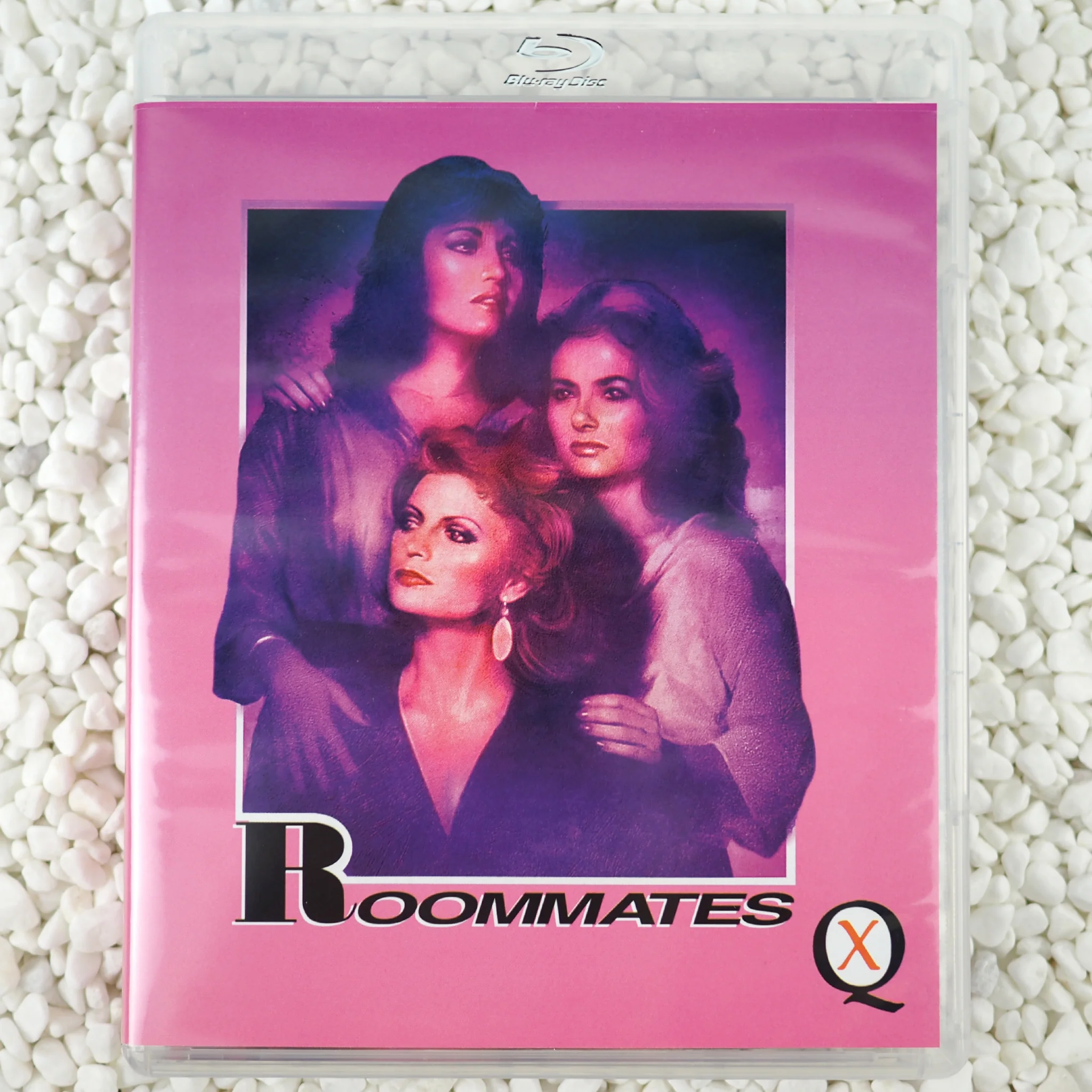 Roommates - Image 16