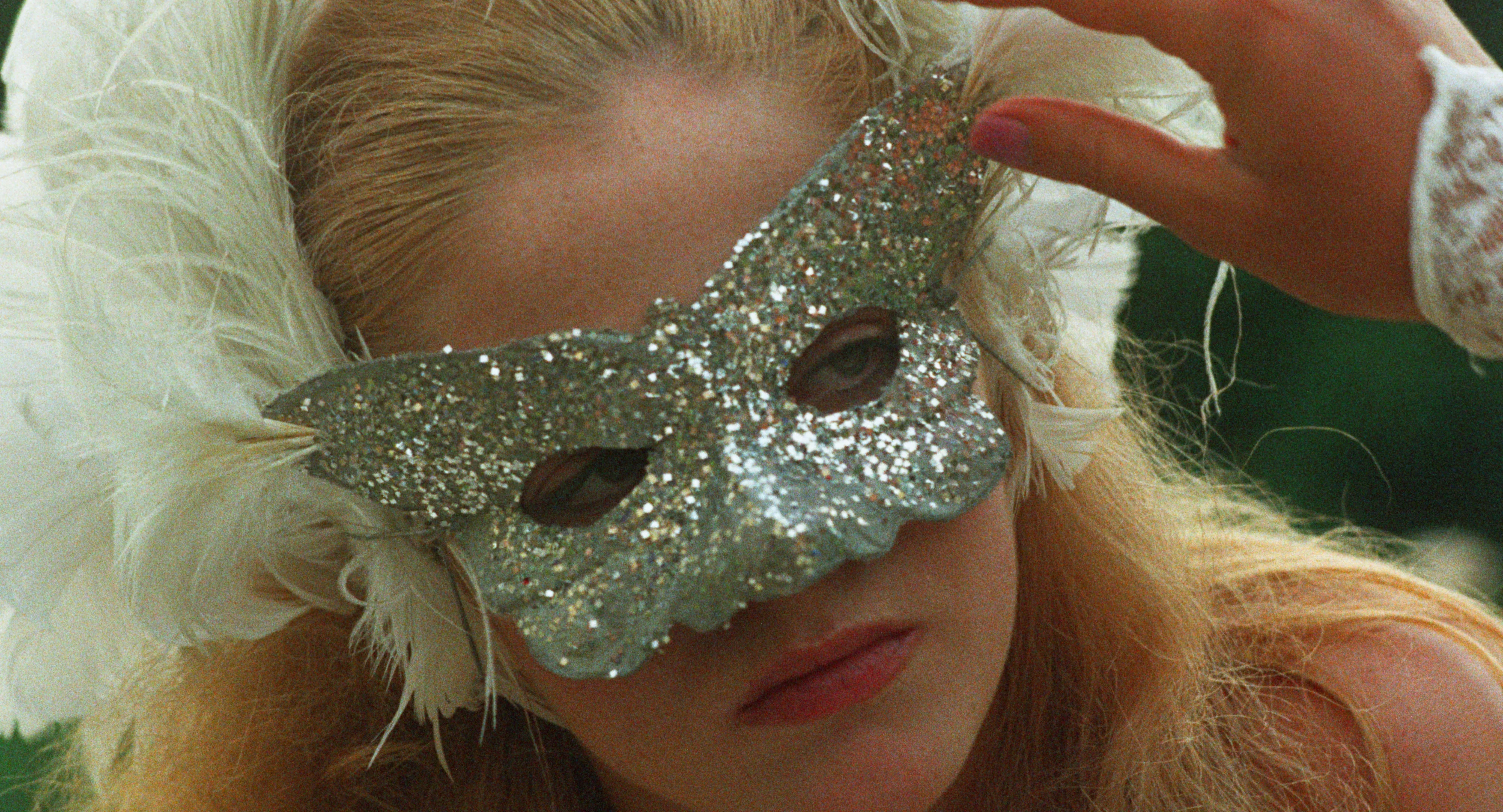 Through The Looking Glass - Image 28
